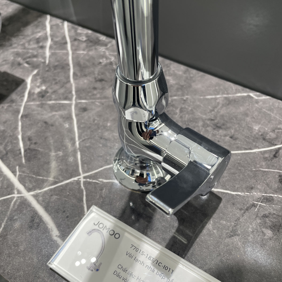 Vòi rửa chén bát nước lạnh JOMOO 77015-183/1C-I011