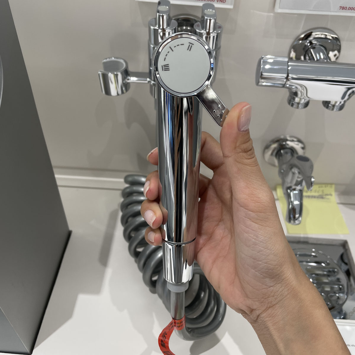 Vòi xịt vệ sinh kết hợp van góc JOMOO 74095-706/1B-1