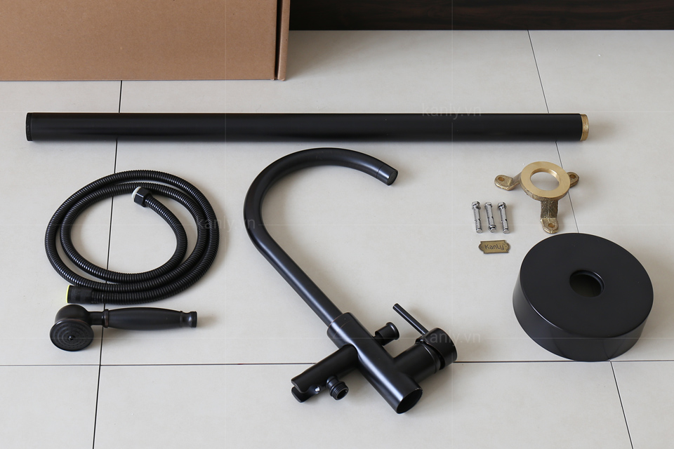 Sen tắm đặt sàn bằng đồng Kanly GCS06B