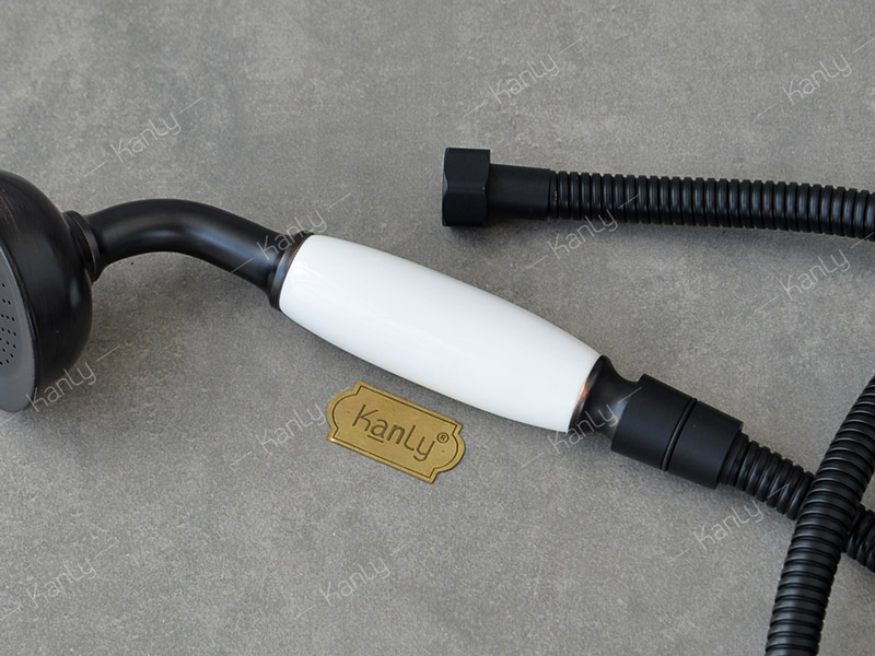 Sen tắm treo tường nóng lạnh bằng đồng Kanly GCS23B