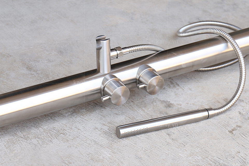 Sen cây tắm đứng đặt sàn ngoài trời Kanly KLS9001