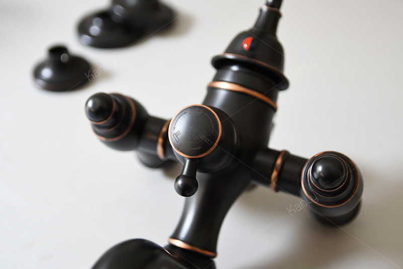 Bộ sen cây tắm đứng nóng lạnh bằng đồng Kanly GCS14B