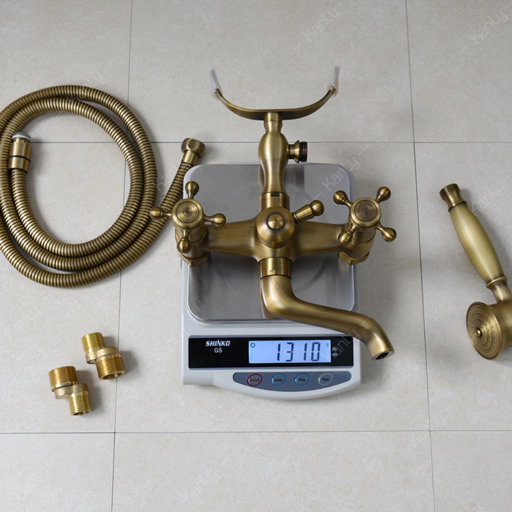 Sen tắm treo tường nóng lạnh bằng đồng Kanly GCS01