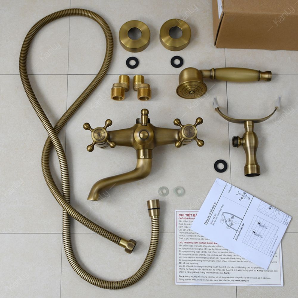 Sen tắm treo tường nóng lạnh bằng đồng Kanly GCS01