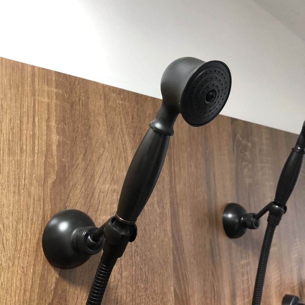 Sen tắm treo tường nóng lạnh bằng đồng Kanly GCS17B