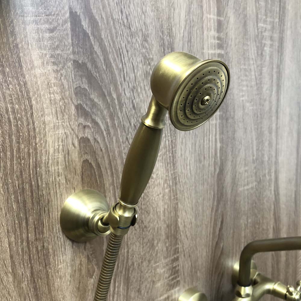 Sen tắm gắn tường nóng lạnh màu đen Kanly GCS20B