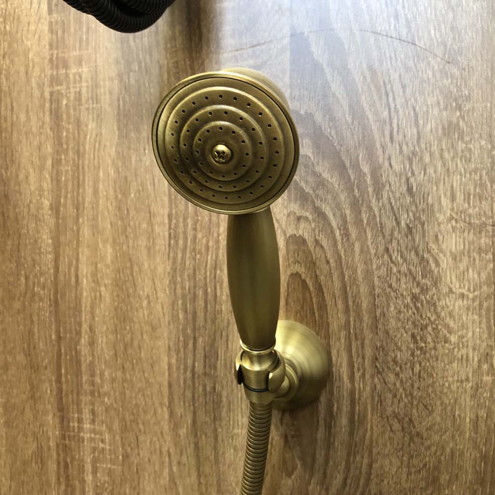 Sen tắm gắn tường nóng lạnh màu đen Kanly GCS20B