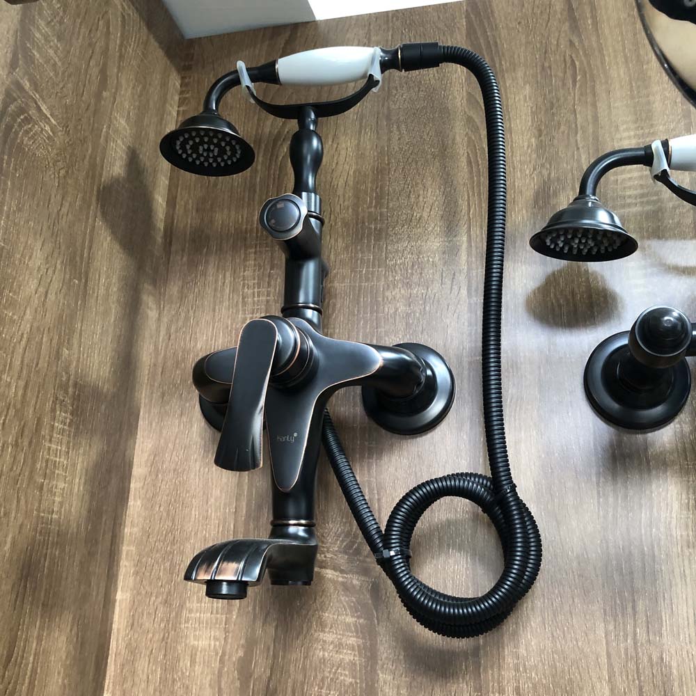 Sen tắm treo tường nóng lạnh bằng đồng Kanly GCS23B