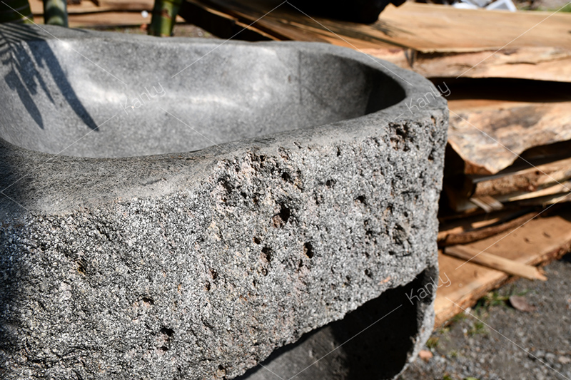 Chân đá cuội nguyên khối để lavabo đặt bàn Kanly MAR75i