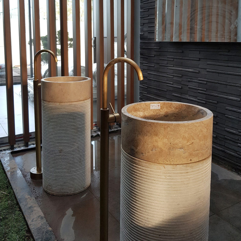 Chậu rửa lavabo chân đứng ống trụ tròn Kanly MAR84CV