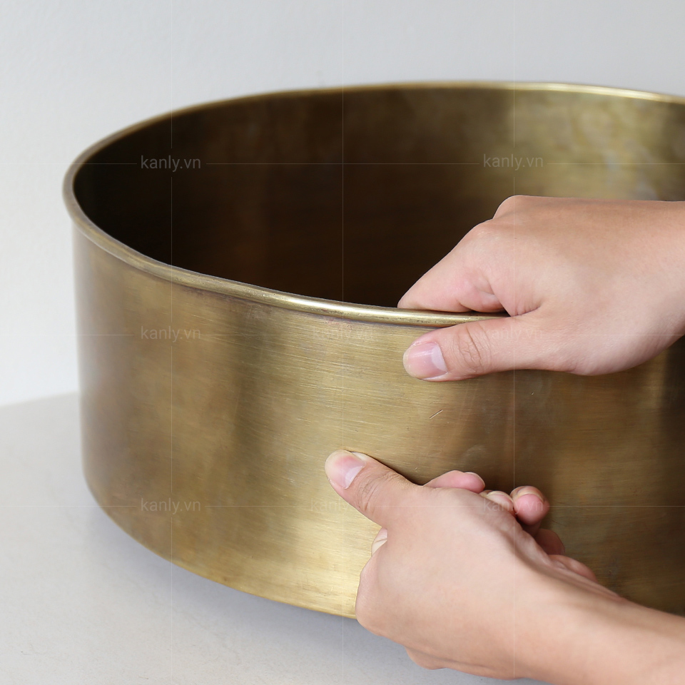 Chậu lavabo đặt bàn Kanly bằng đồng RSC601