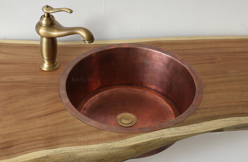 Chậu lavabo đặt bàn Kanly bằng đồng RSC603V