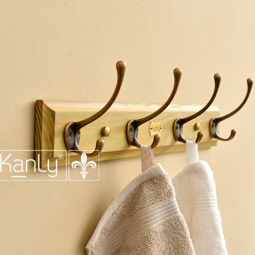 Móc treo áo gỗ và đồng thau Kanly GCG20E-GOTC