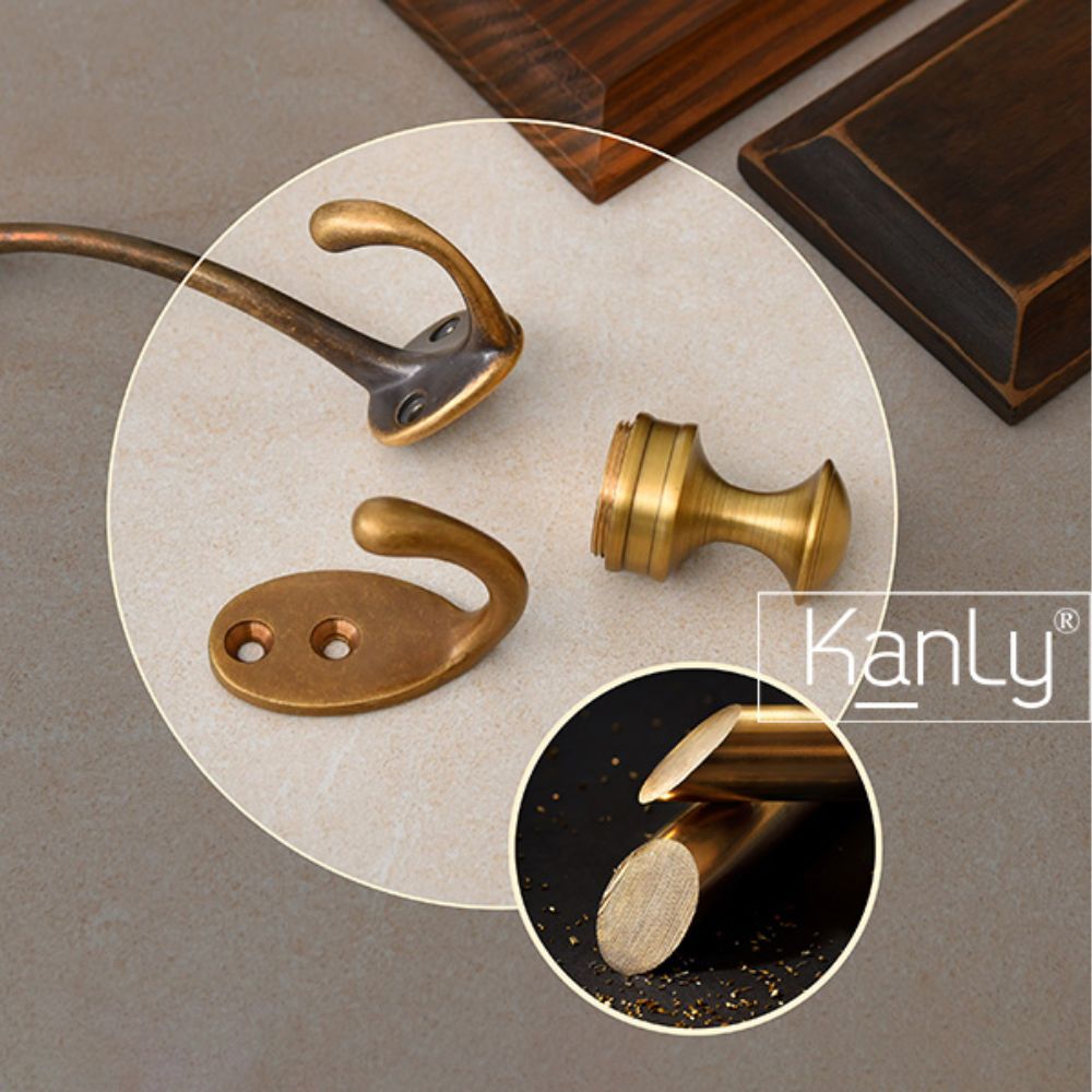 Móc treo áo gỗ và đồng thau Kanly GCG20E-GOTC