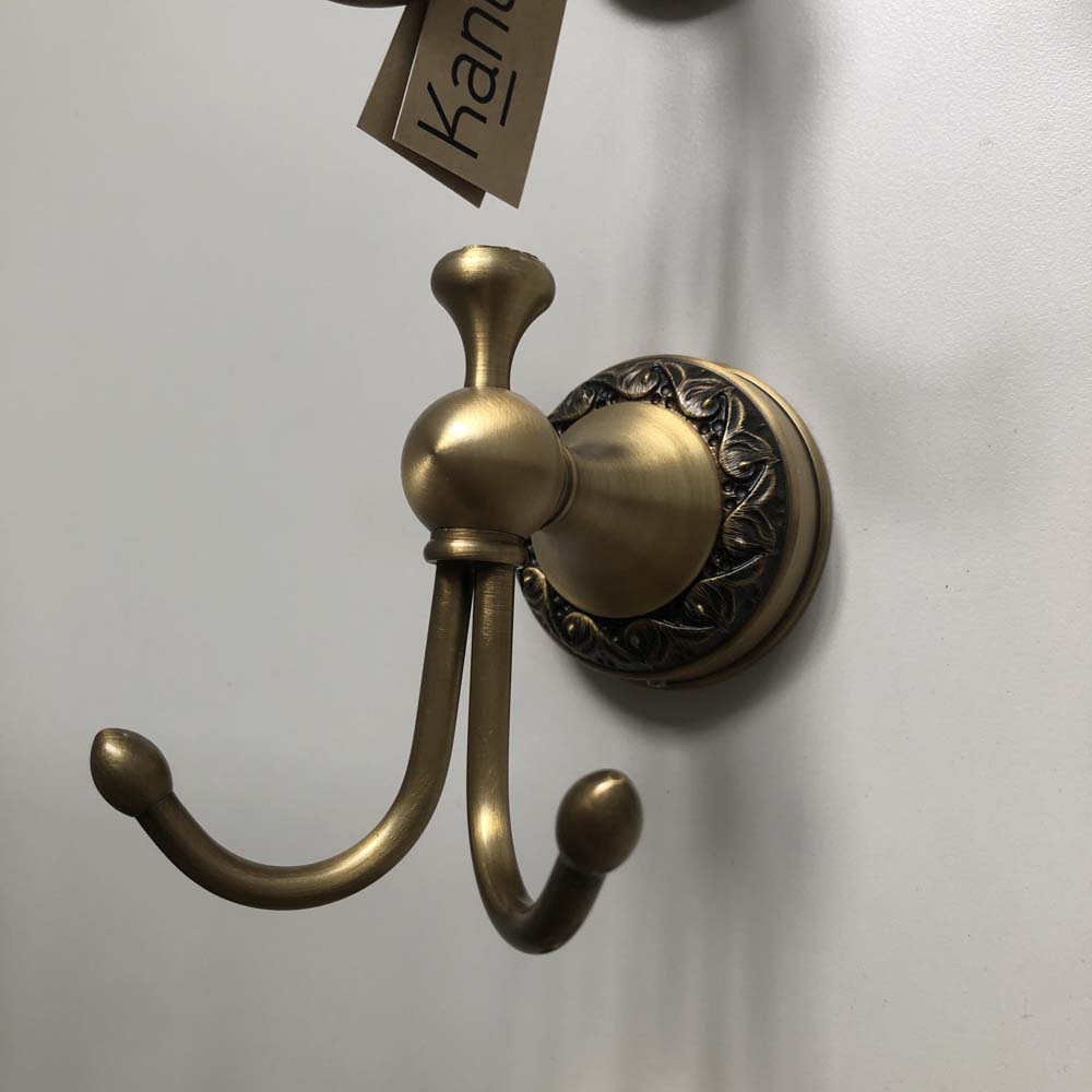 Móc treo đôi bằng đồng Kanly GCH01