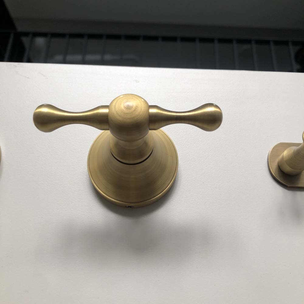 Móc áo đơn bằng đồng Kanly GCK01