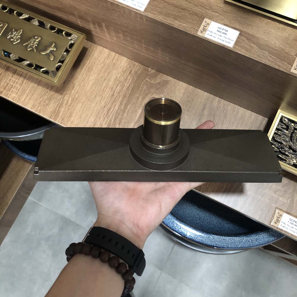 Phễu thu sàn bằng đồng Kanly GCP61