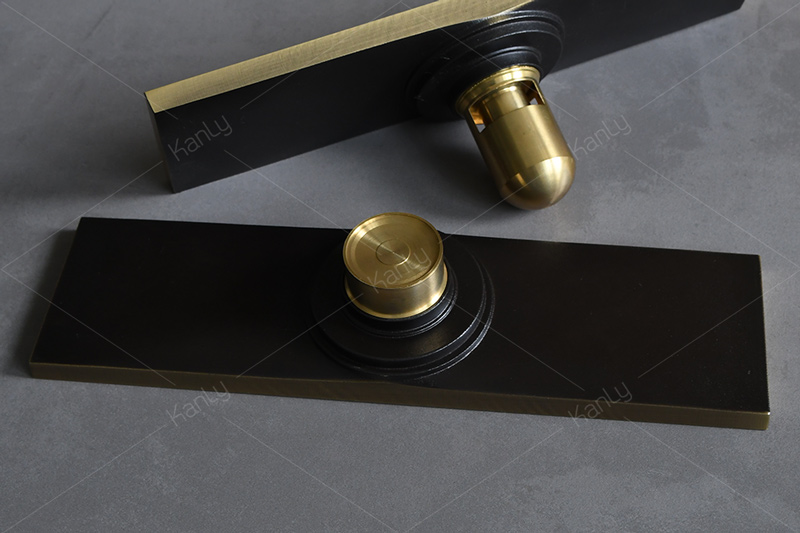 Phễu thu sàn bằng đồng Kanly GCP67