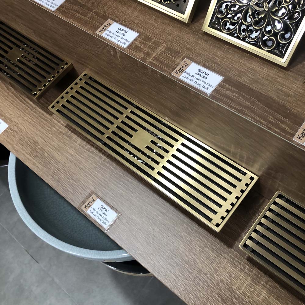 Phễu thu sàn bằng đồng Kanly GCP67