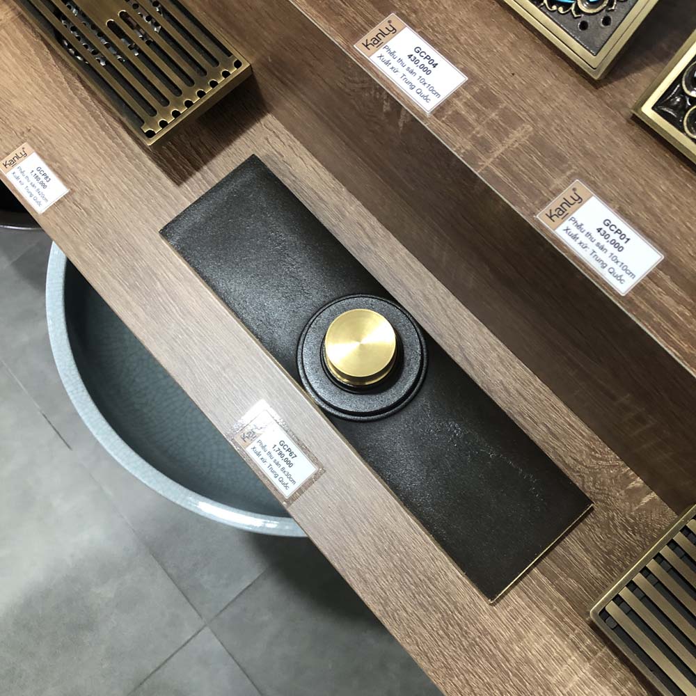 Phễu thu sàn bằng đồng Kanly GCP67