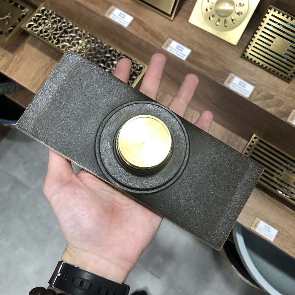 Phễu thoát sàn bằng đồng 8x20cm Kanly GCP82