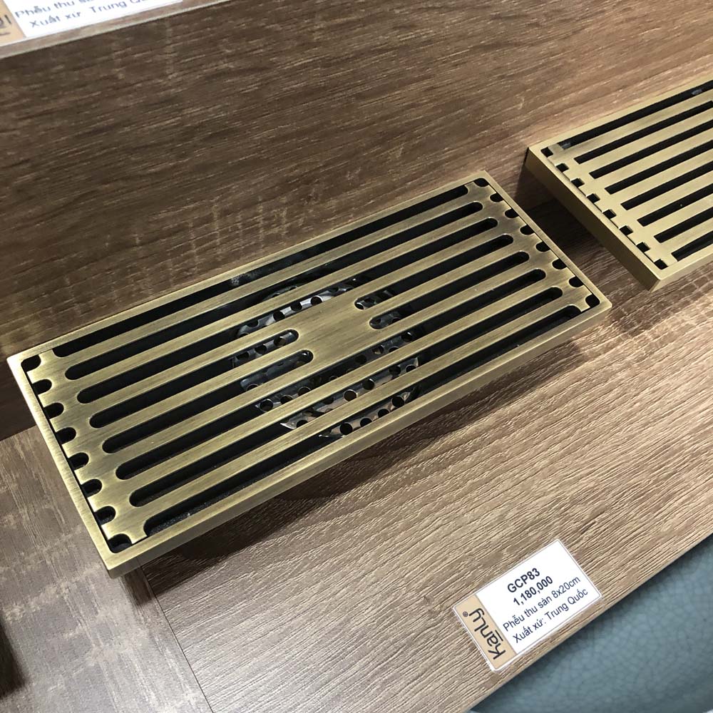 Phễu thoát sàn bằng đồng 8x20cm Kanly GCP83