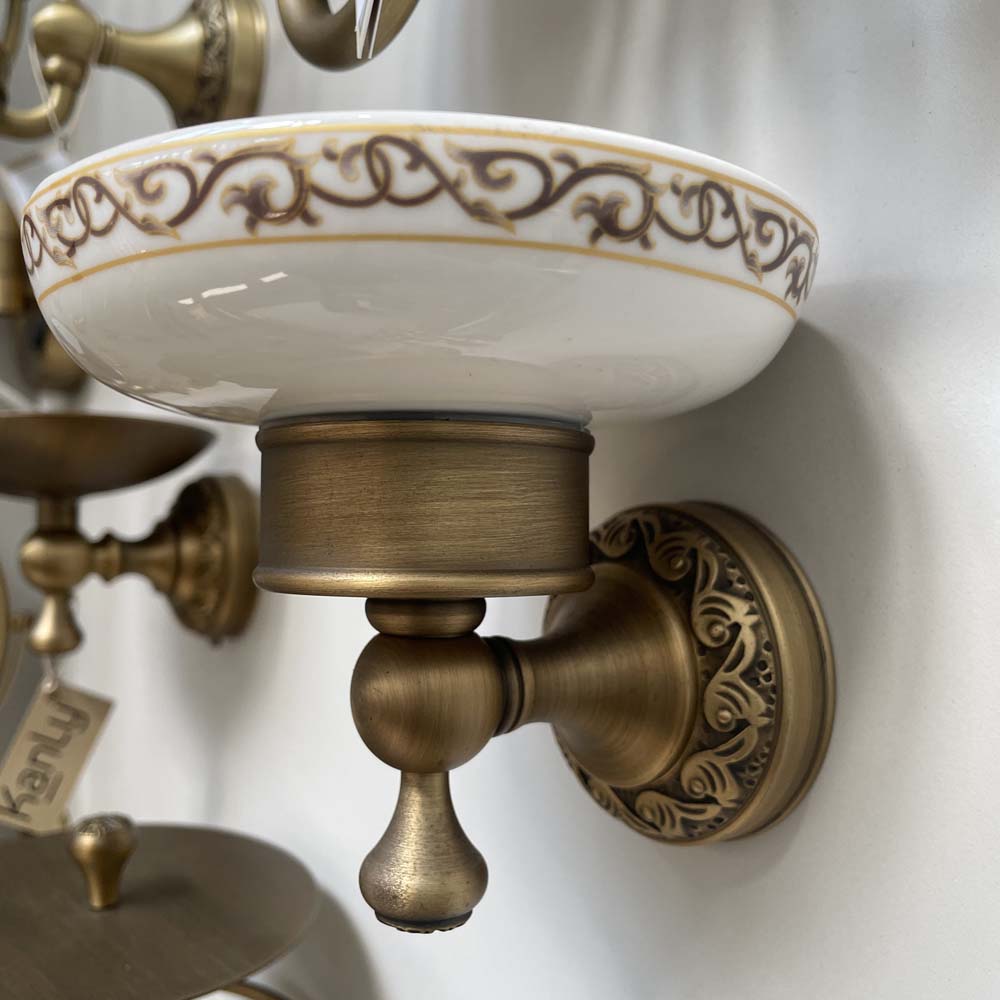 Giá để xà phòng bằng đồng Kanly GCH04