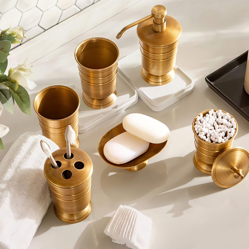 Bộ phụ kiện nhà tắm bằng đồng Kanly GCPK10