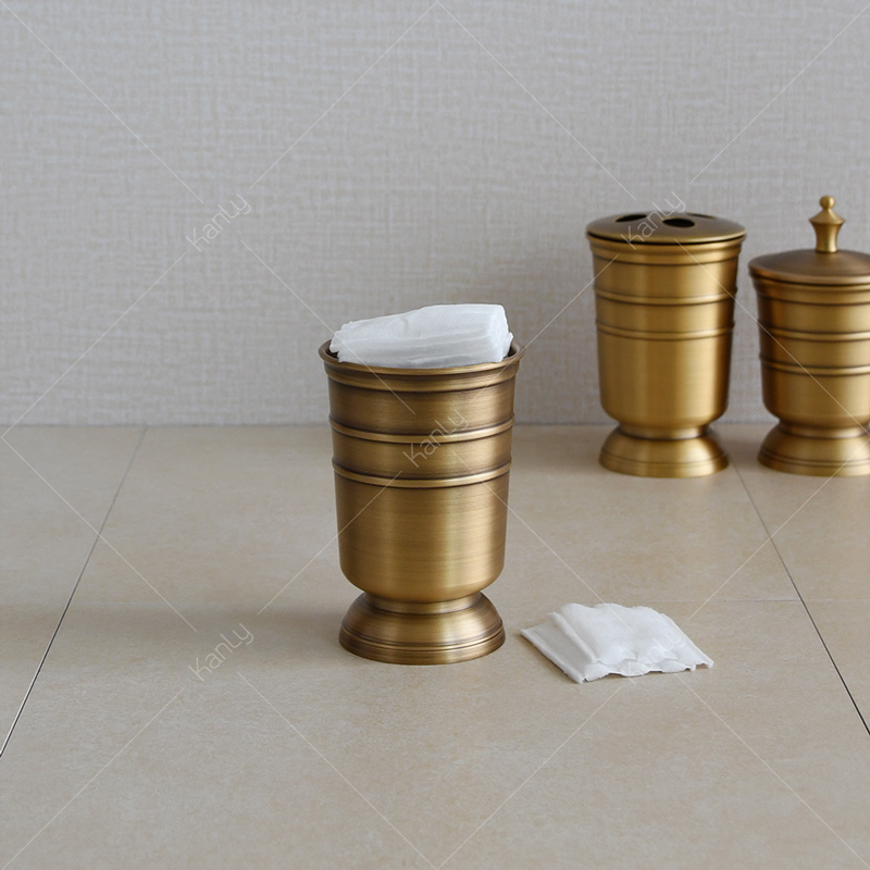 Bộ phụ kiện nhà tắm bằng đồng Kanly GCPK10