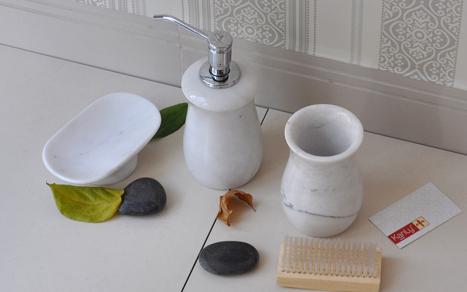Bộ lọ đựng phòng tắm Kanly PK03