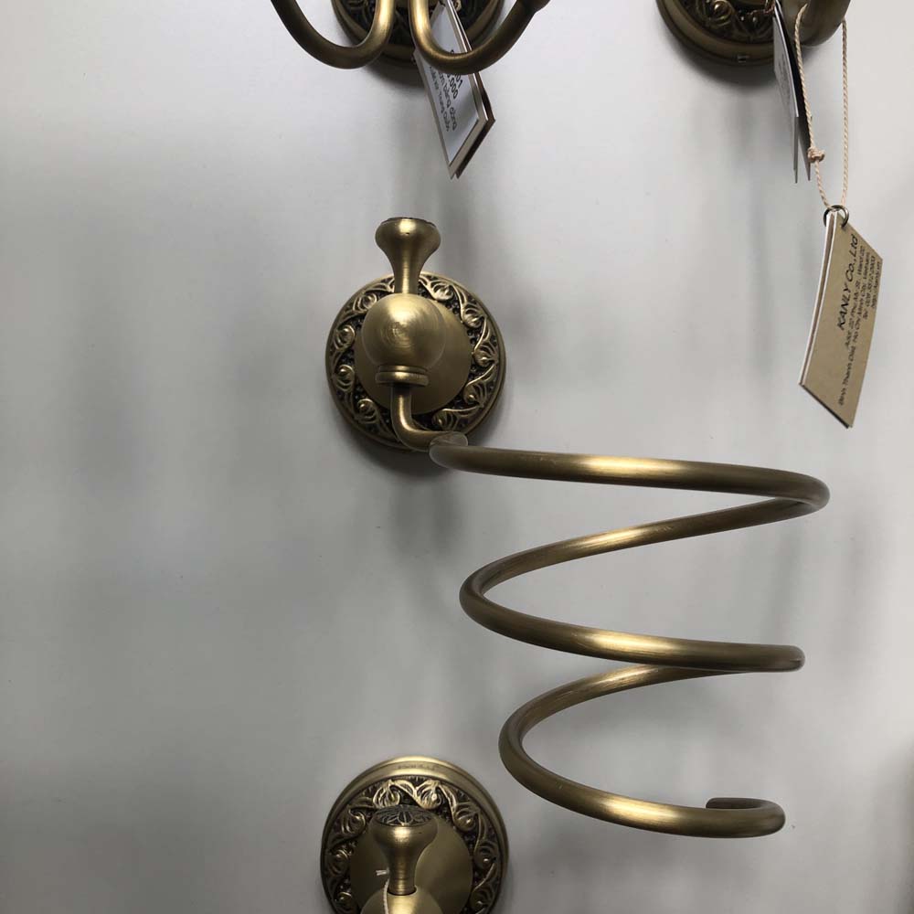 Giá để máy sấy tóc bằng đồng Kanly GCH16