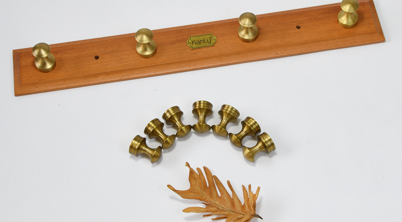 Móc áo bằng đồng Kanly GCK01i / GCK01iB