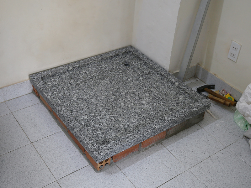 Khay tắm đứng bằng đá Granite Kanly STS06