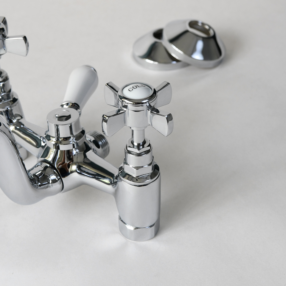 Củ sen tắm nóng lạnh treo tường Kanly CHS02