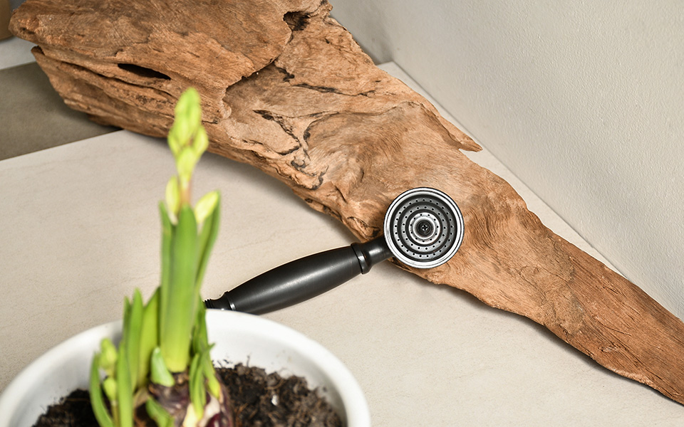 Tay sen tắm bằng đồng Kanly GCK43B