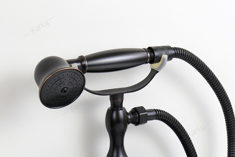 Sen tắm treo tường bằng đồng Kanly GCS01B