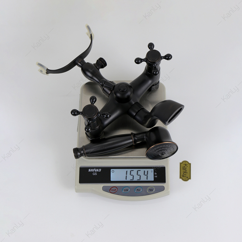 Sen tắm treo tường bằng đồng Kanly GCS01B