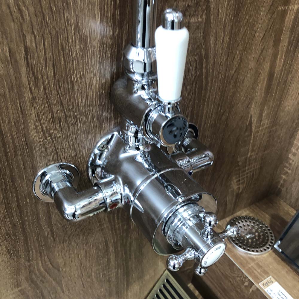 Bộ sen tắm cây đứng nóng lạnh Kanly CHS12