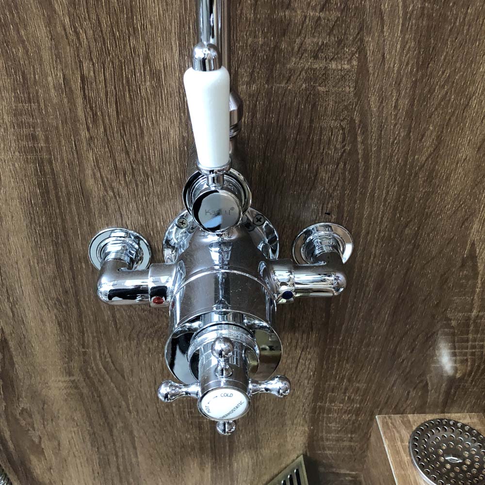 Bộ sen tắm cây đứng nóng lạnh Kanly CHS12