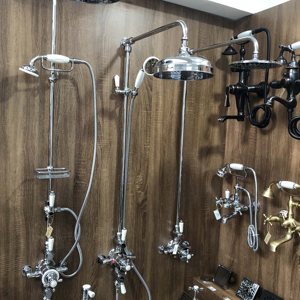 Bộ sen tắm cây đứng nóng lạnh Kanly CHS13