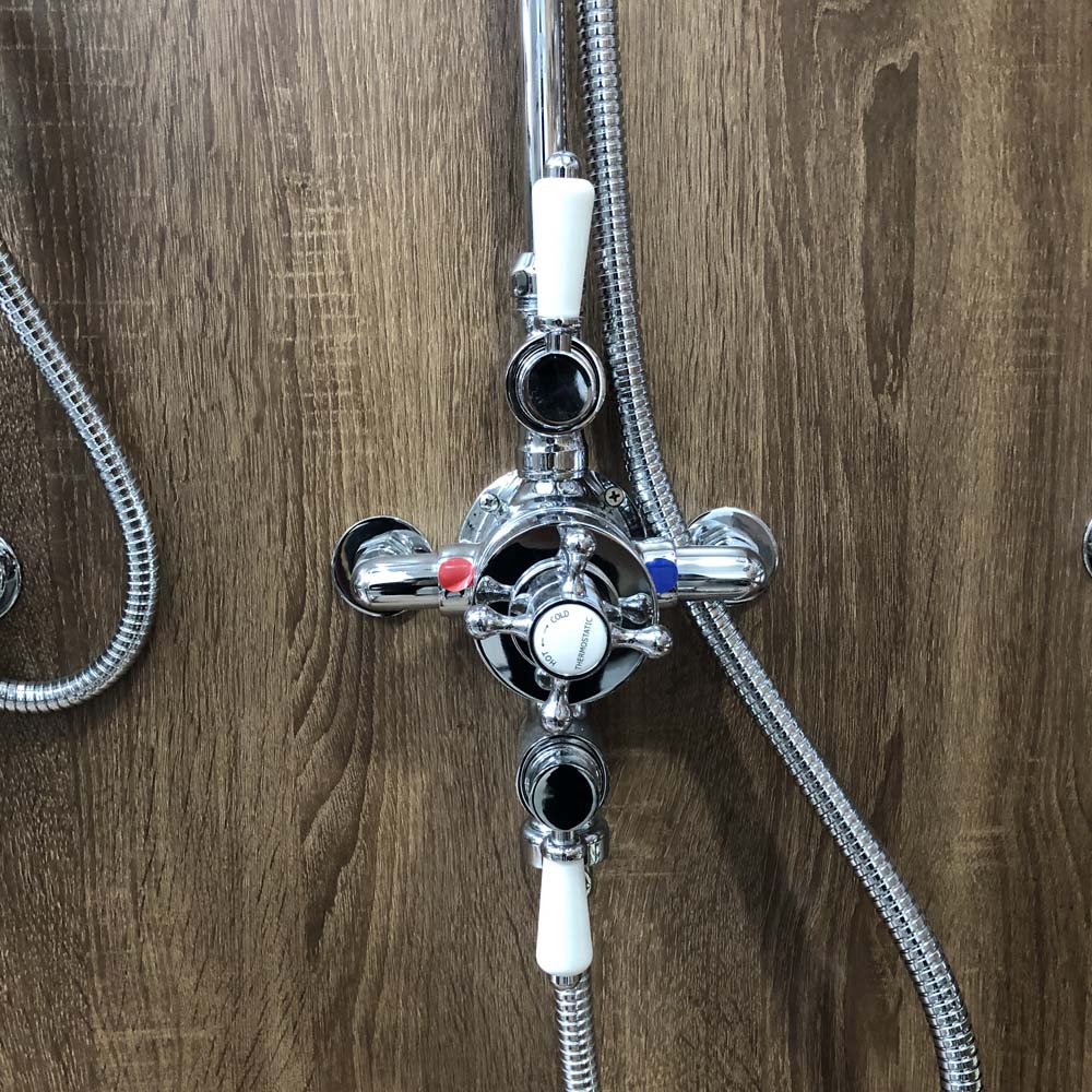 Bộ sen tắm cây đứng nóng lạnh Kanly CHS13