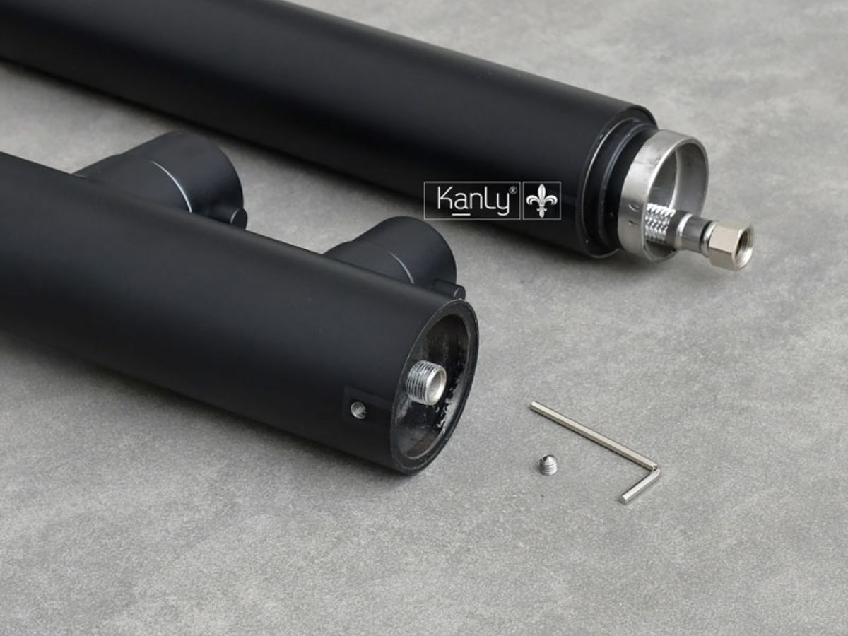 Sen cây tắm đứng đặt sàn ngoài trời Kanly KLS9015B