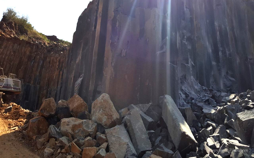 Trụ đá để lavabo Kanly TD15V