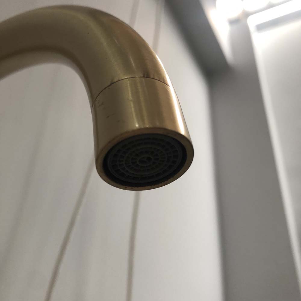 Vòi xả bồn đặt sàn nóng lạnh bằng đồng Kanly GCAH6