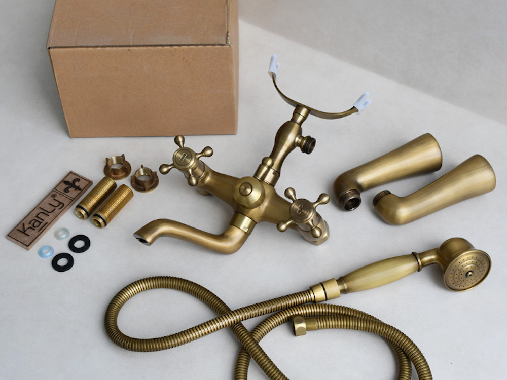 Sen tắm gắn bồn nóng lạnh bằng đồng Kanly GCS02