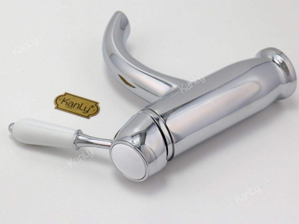 Vòi chậu lavabo nóng lạnh bằng đồng Kanly CHA09