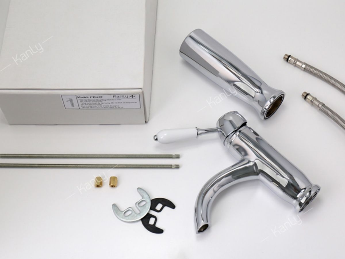 Vòi chậu lavabo nóng lạnh bằng đồng Kanly CHA09
