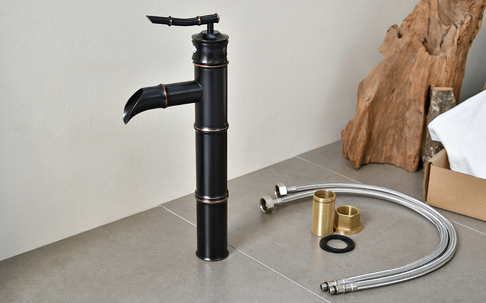 Vòi lavabo nóng lạnh bằng đồng Kanly GCA02B/V02B