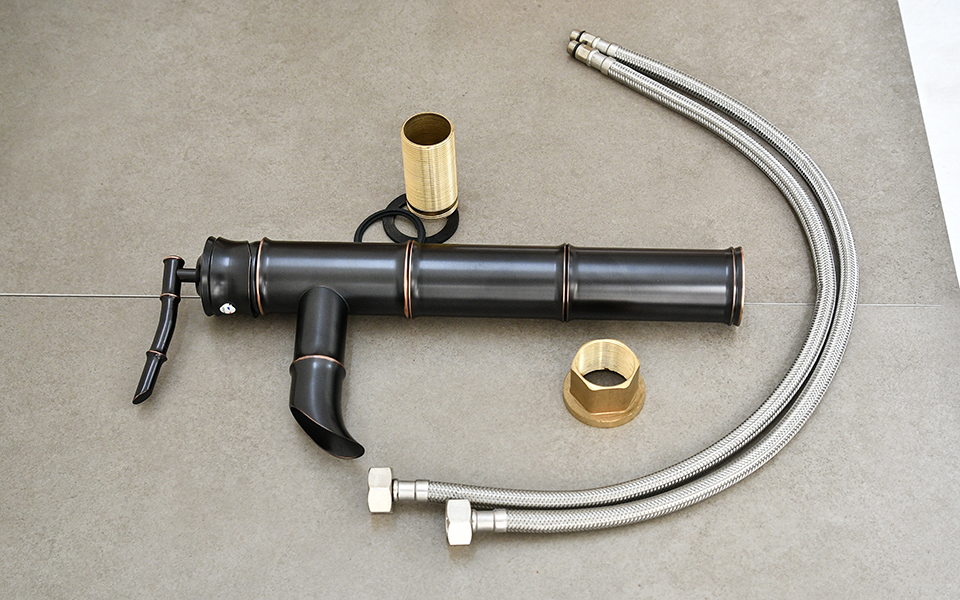 Vòi lavabo nóng lạnh bằng đồng Kanly GCA02B/V02B