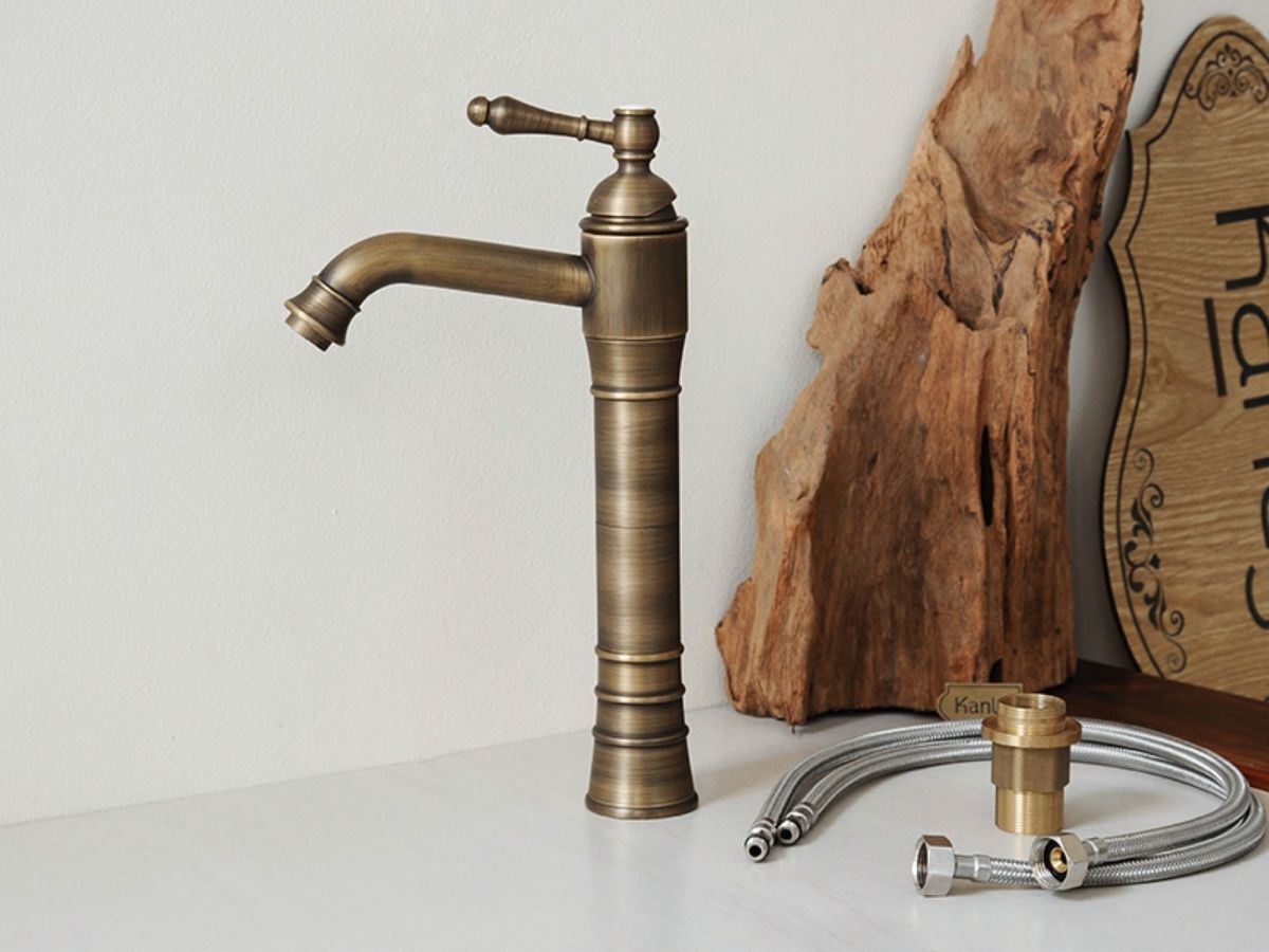 Vòi chậu lavabo nóng lạnh bằng đồng Kanly GCA13